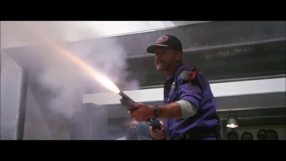 Watch film Outland — OUTLAND (Jerry Goldsmith - 1981) : "Hot Water"