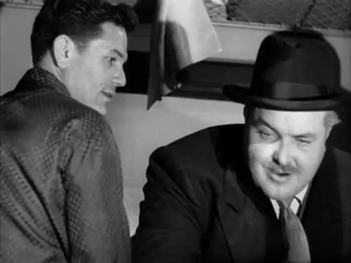 Watch film Body and Soul — Body and Soul (1947)