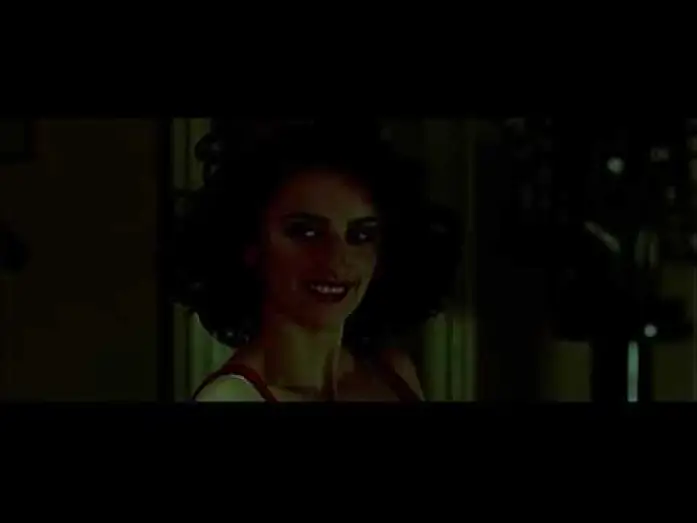 Watch film Head in the Clouds — Juegos De Mujer - Tráiler VE