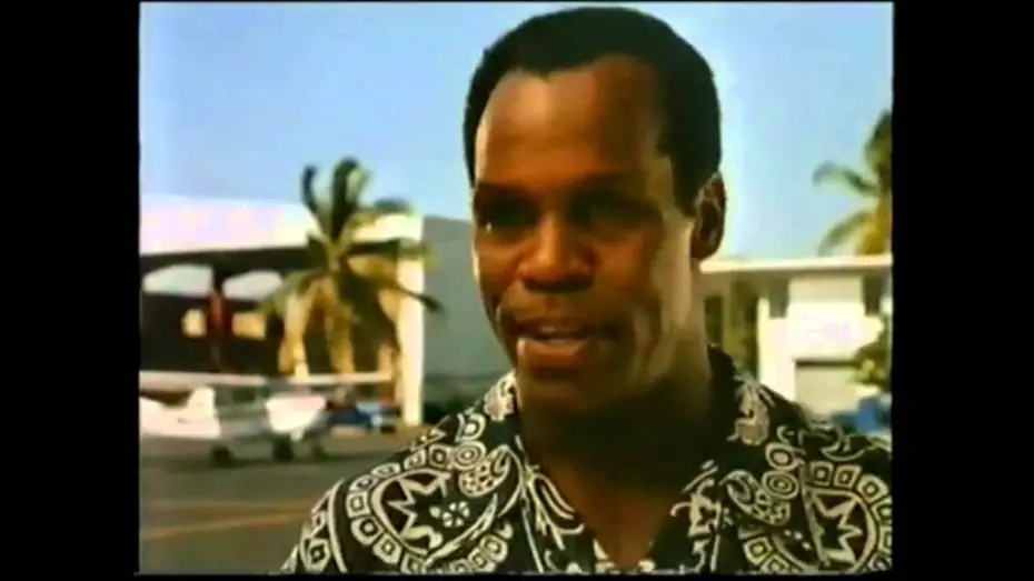 Watch film Pure Luck | Danger public (1991) remake de "La ch&ecirc;vre" Bande annonce VF