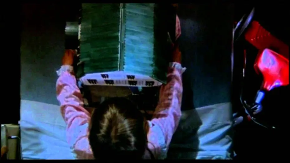 Watch film A Nightmare on Elm Street 3: Dream Warriors | Nightmare III: I guerrieri del sogno - TRAILER - Chuck Russell