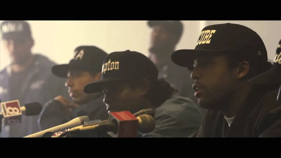 Watch film Straight Outta Compton | N. W. A. - Straight Outta Compton / Extrait "La conf&eacute;rence de presse de N.W.A"VF