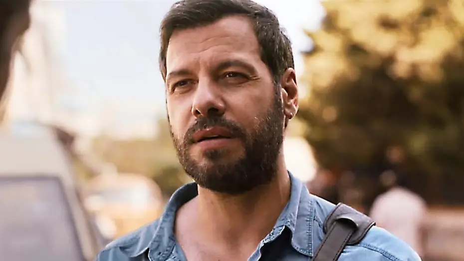 Watch film The 4th Wall — LE QUATRIÈME MUR Bande Annonce (2025) Laurent Lafitte