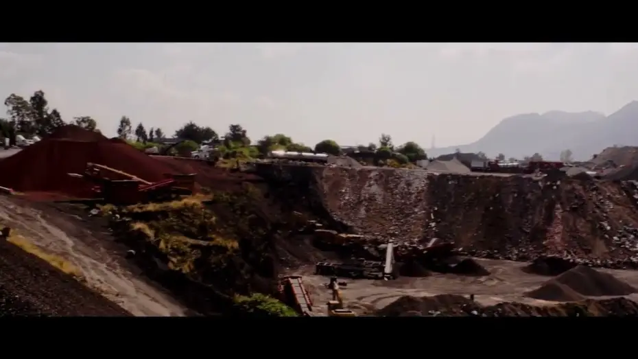 Watch film Julián (Transmutación) — Julián (transmutación)