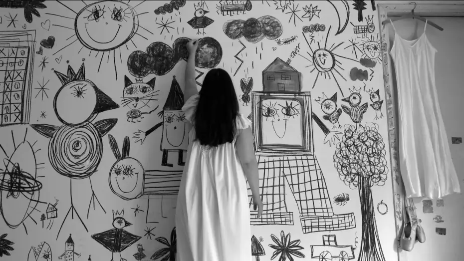 Watch film Black Chalk — Black Chalk by Julieta Tetelbaum (2022) Drawing Scene 4K