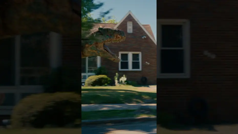 Watch film The End of Oak Street — Same neighborhood, new neighbors.