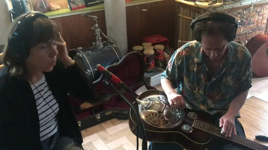 Watch film Slide — Making of "Slide", Part 5 - Jam Session with Maureen McElheron and Hank Bones