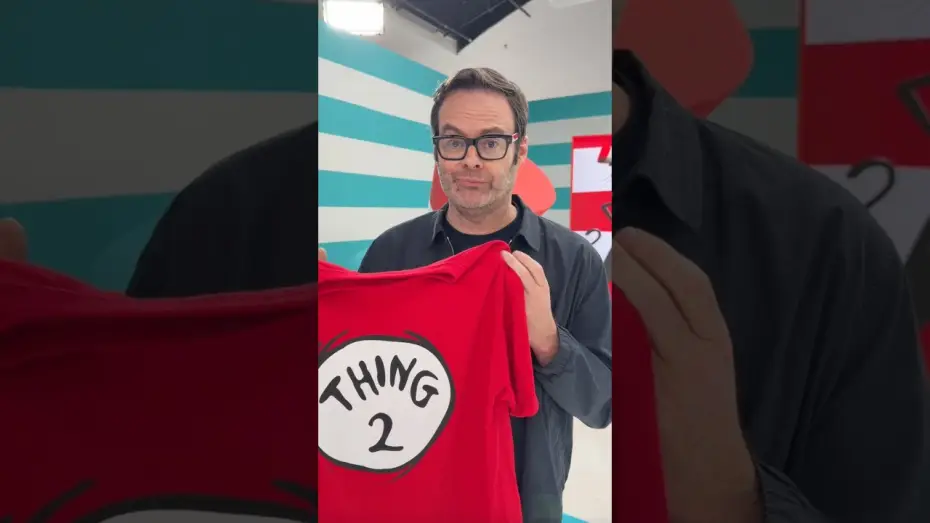 Watch film The Cat in the Hat — Snap, snap, head swivel.