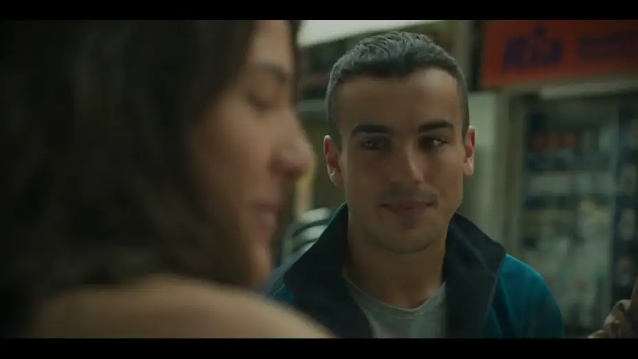 Watch film Caged Wings — Spot Óscar y Candela