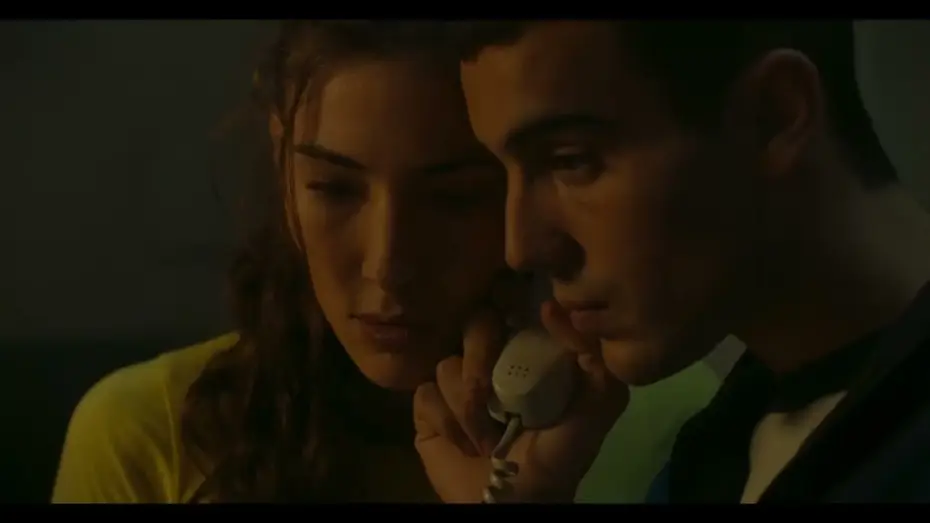 Watch film Caged Wings — Tráiler