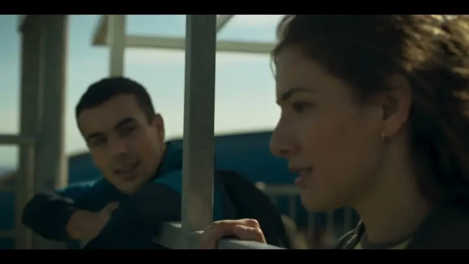 Watch film Caged Wings — Tráiler