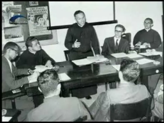 Watch film 1964: 40 Years After — O Regime Militar no Brasil (1964: 40 anos depois).