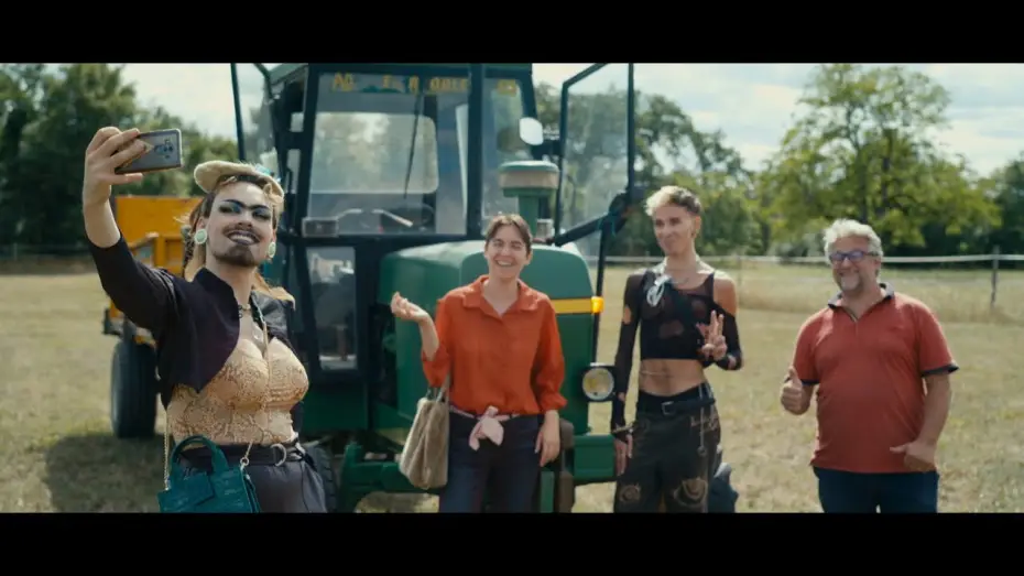 Watch film La Pride des Champs — LA PRIDE DES CHAMPS Teaser