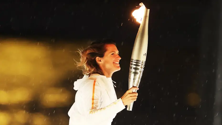 Watch film Paris 2024 Olympic Opening Ceremony — JO PARIS 2024 - Mauresmo, Douillet, Manaudou : 24 porteurs de la flamme olympique pour finir