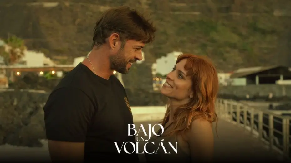 Watch film Under a Volcano | Bajo un Volc&aacute;n - Tr&aacute;iler Oficial