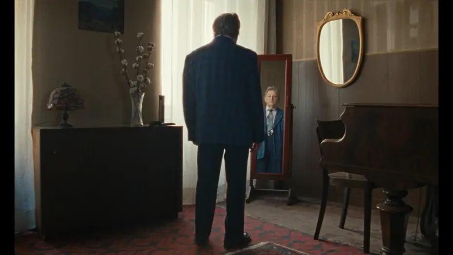 Watch film The Loneliest Man in Town — Trailer [Subtitled]
