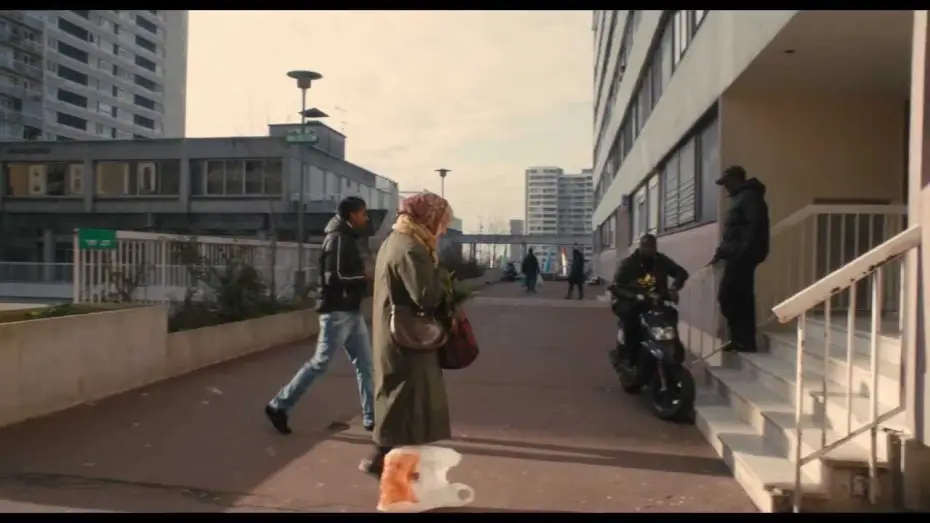 Watch film Paulette — Paulette - Bande-annonce