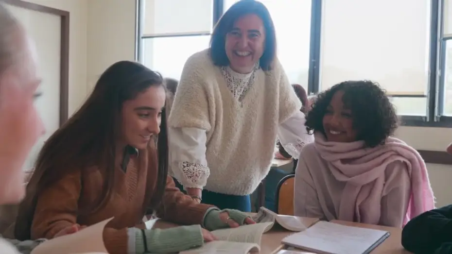 Watch film Writing Life – Annie Ernaux Through the Eyes of High School Students — Bande Annonce Ecrire La Vie de Claie Simon - Le 23 septembre au cinéma