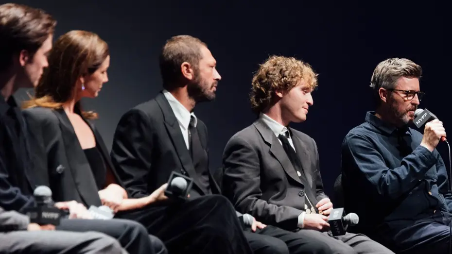 Watch film A Long Winter — Andrew Haigh, Fred Hechinger, Ebon Moss-Bachrach, Caitríona Balfe, and Kit Connor on A Long Winter