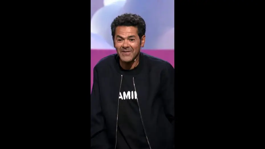 Watch film Juste pour Rire Montréal 2025 — Vous avez déjà vu un Quebecois énervé ? Moi jamais. #JustePourRire #JamelDebbouze