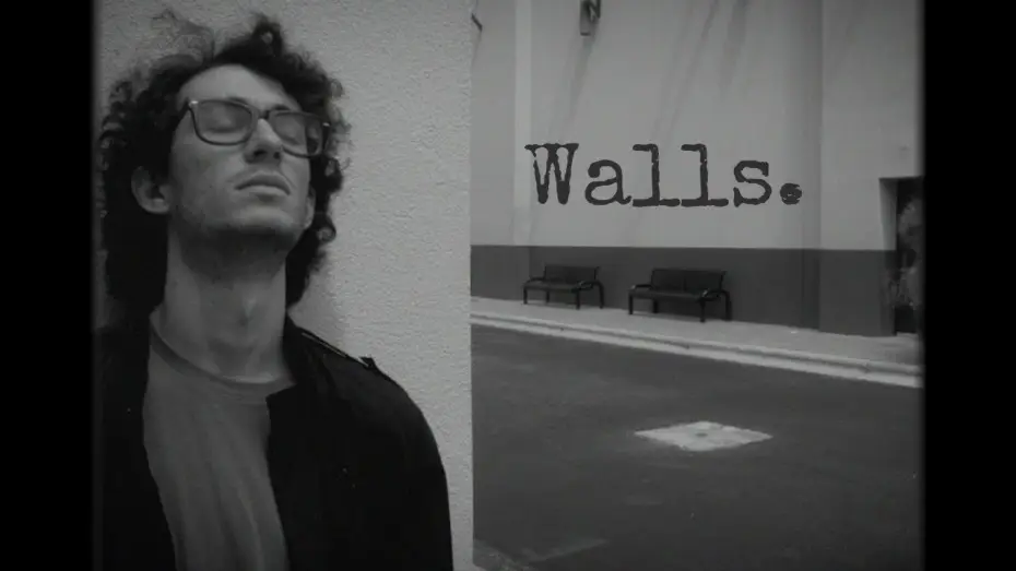 Watch film Walls. | Walls. - A Lumi&egrave;re