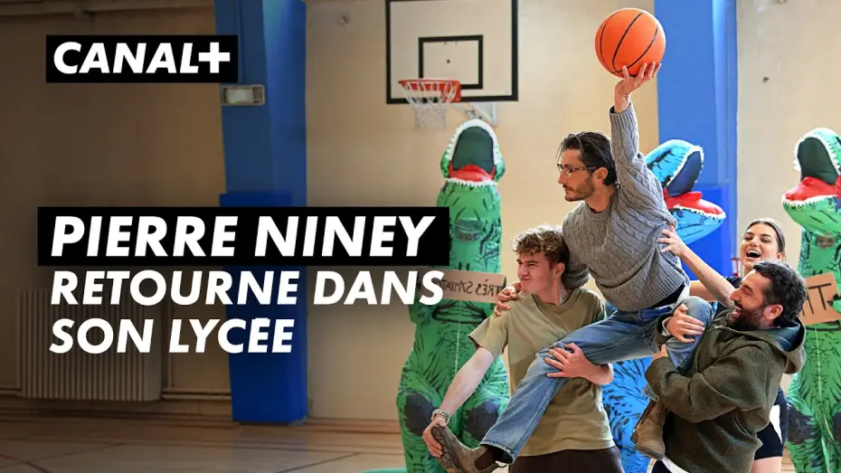 Watch film La Grande Classe (Pierre Niney) — Pierre Niney retourne dans son lycée - LA GRANDE CLASSE | CANAL+
