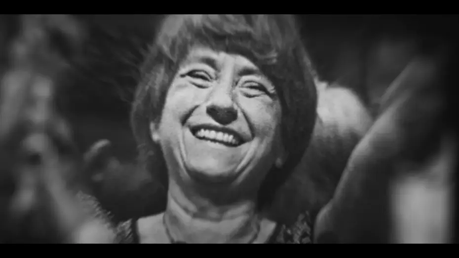 Watch film Un renversement — Un renversement | Amélie Hardy - Dès le 11 septembre à la #Cinémathèqueqc
