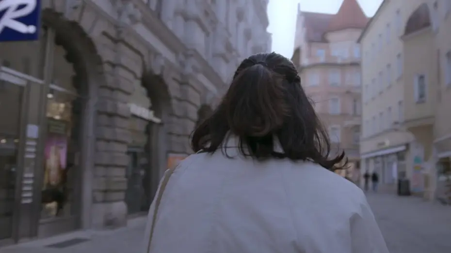 Watch film (IN)VISIBLE LINES — Trailer (IN)VISIBLE LINES | A Documentary