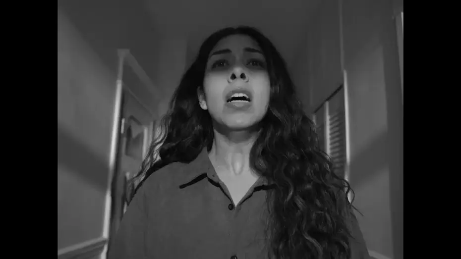 Watch film Le Corridor — Le corridor - Bande-annonce