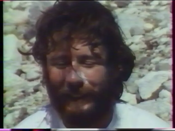 Watch film Qomolangma — QOMOLANGMA (Du Ventoux à l'Everest) - Yannick SEIGNEUR (1984)
