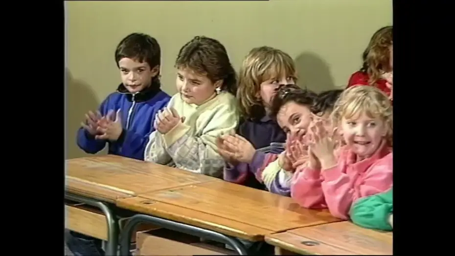 Watch film La Classe, les plus grands sketchs — Bézu "La queuleuleu" (Clip Officiel)