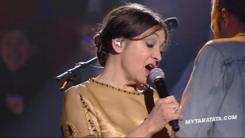 Watch film Taratata - Hommage spécial à Catherine Ringer — Catherine Ringer "C'Est Comme Ça" (2020) (extrait)