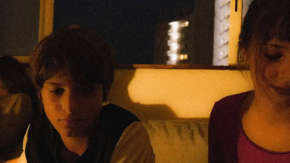 Watch film Passing Through — De Passage (court-métrage)