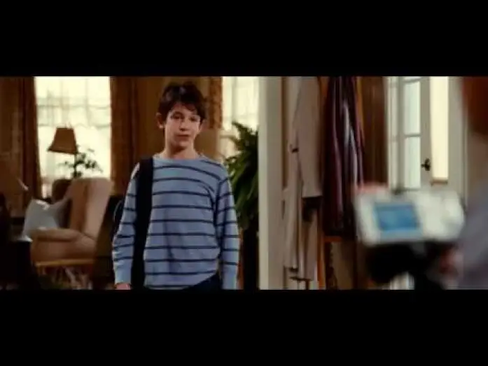 Watch film Diary of a Wimpy Kid: Rodrick Rules | Diario de Greg 2: La ley de Rodrick - Trailer en espa&ntilde;ol