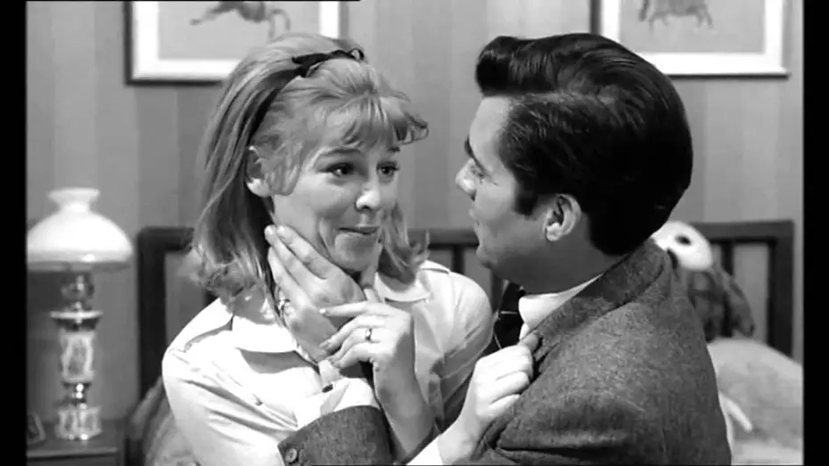 Watch film Darling — Clip