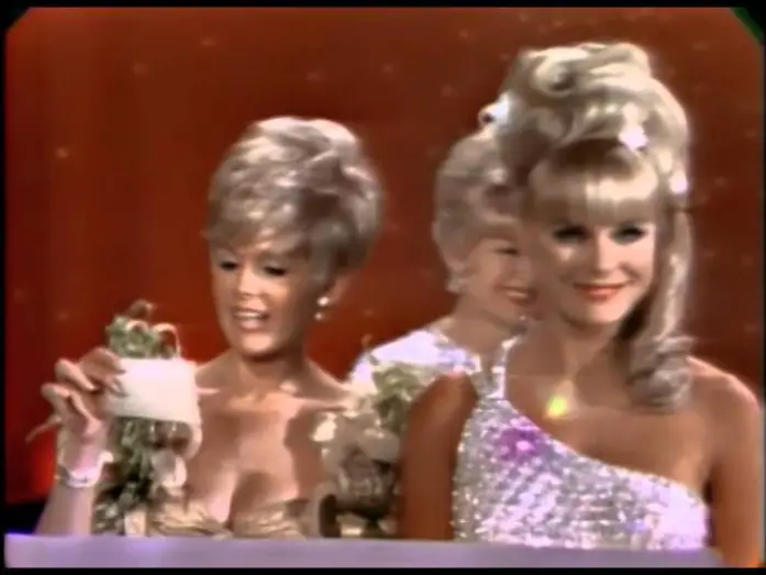 Watch film Darling — Darling and Doctor Zhivago Win Costume Design: 1966 Oscars