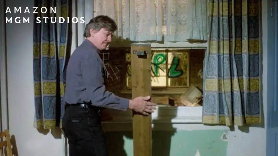 Watch film Death Wish 3 — Paul Sets Up A Trap