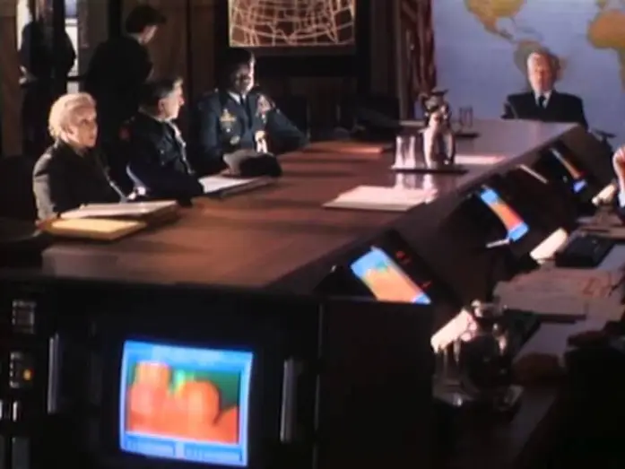 Watch film The Puppet Masters — Les Maîtres du monde