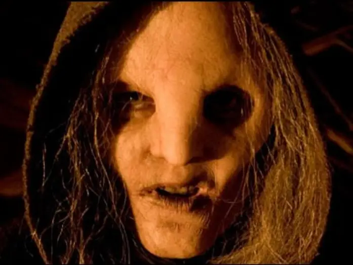 Watch film The House of the Devil — La Casa del Diablo (Trailer español)