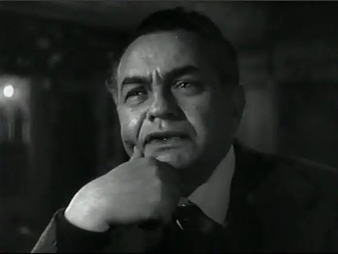 Watch film Night Has a Thousand Eyes — La notte ha mille occhi (1948) - Trailer italiano