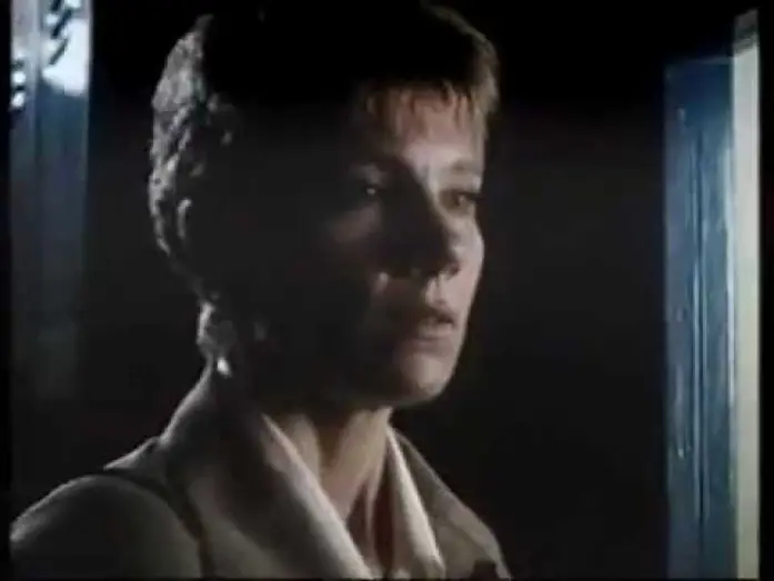 Watch film House of Games — LA CASA DEI GIOCHI (1987) Regia di David Mamet - Trailer Cinematografico