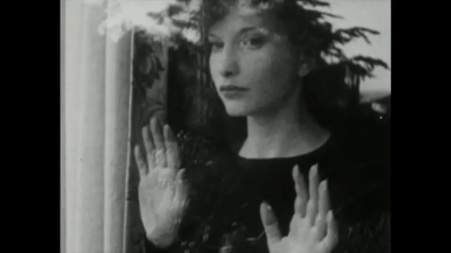 Watch film Meshes of the Afternoon — Meshes of the Afternoon  (1943) - Maya Deren (Original Music by Feona Lee Jones)