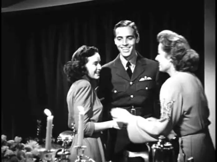 Watch film Mrs. Miniver — Mrs. Miniver Official Trailer #1 - Reginald Owen Movie (1942) HD