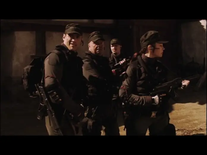 Watch film Planet Raptor — Planet Raptor: Angriff der Killersaurier - Trailer