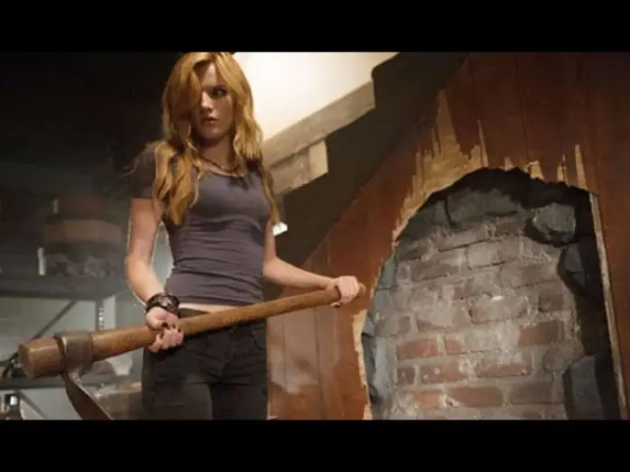 Watch film Amityville: The Awakening — Amityville: El despertar - Trailer español (HD)
