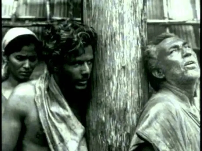 Watch film Tragic Jungle — Trecho de "Selva Trágica" (1964)