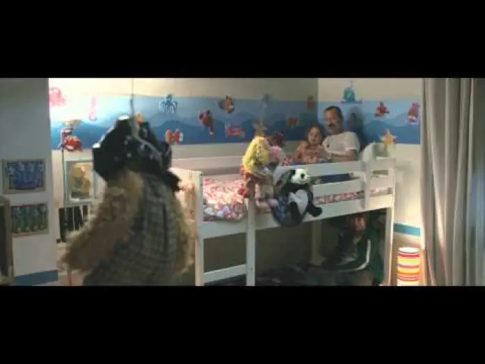 Watch film A Boss in the Living Room — Un Boss in Salotto - Titoli di coda - Clip dal film | HD