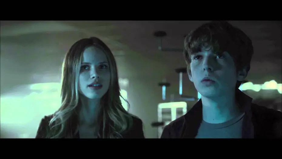 Watch film Paper Towns — Papierowe miasta - Dwa tysiące kilometrów [fragment #4]