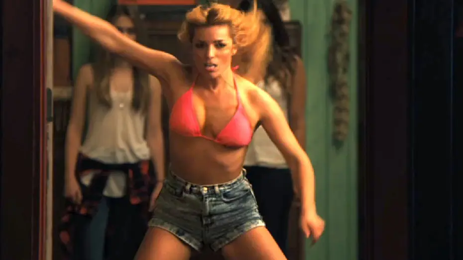 Watch film The Final Girls — SCREAM GIRL Bande Annonce (Comédie, Horreur - 2015)
