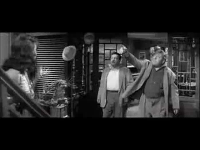 Watch film A Monkey in Winter — Du Hoang Ho au Yang Tse Kiang